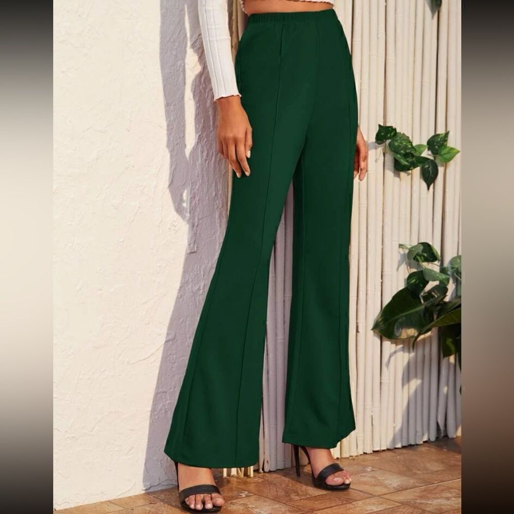 SHEIN EZwear High Waisted Flare Leg Pants in the Size XLarge in Dark Green Color - Picture 5 of 6